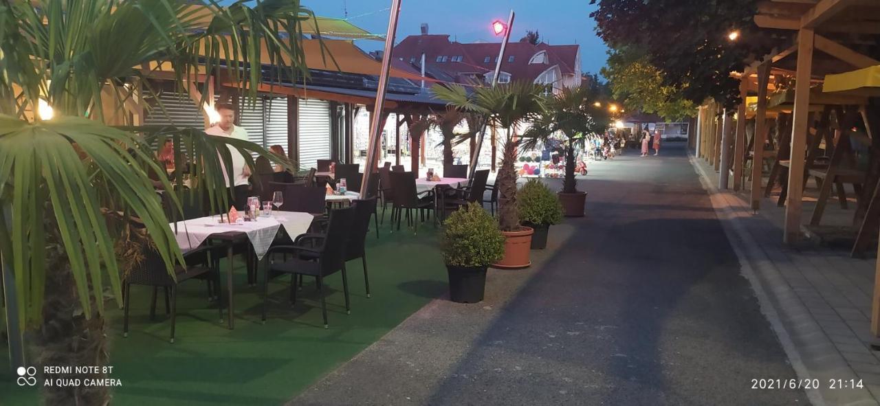 Bbbb Resort Apartman ザラカロシュ エクステリア 写真