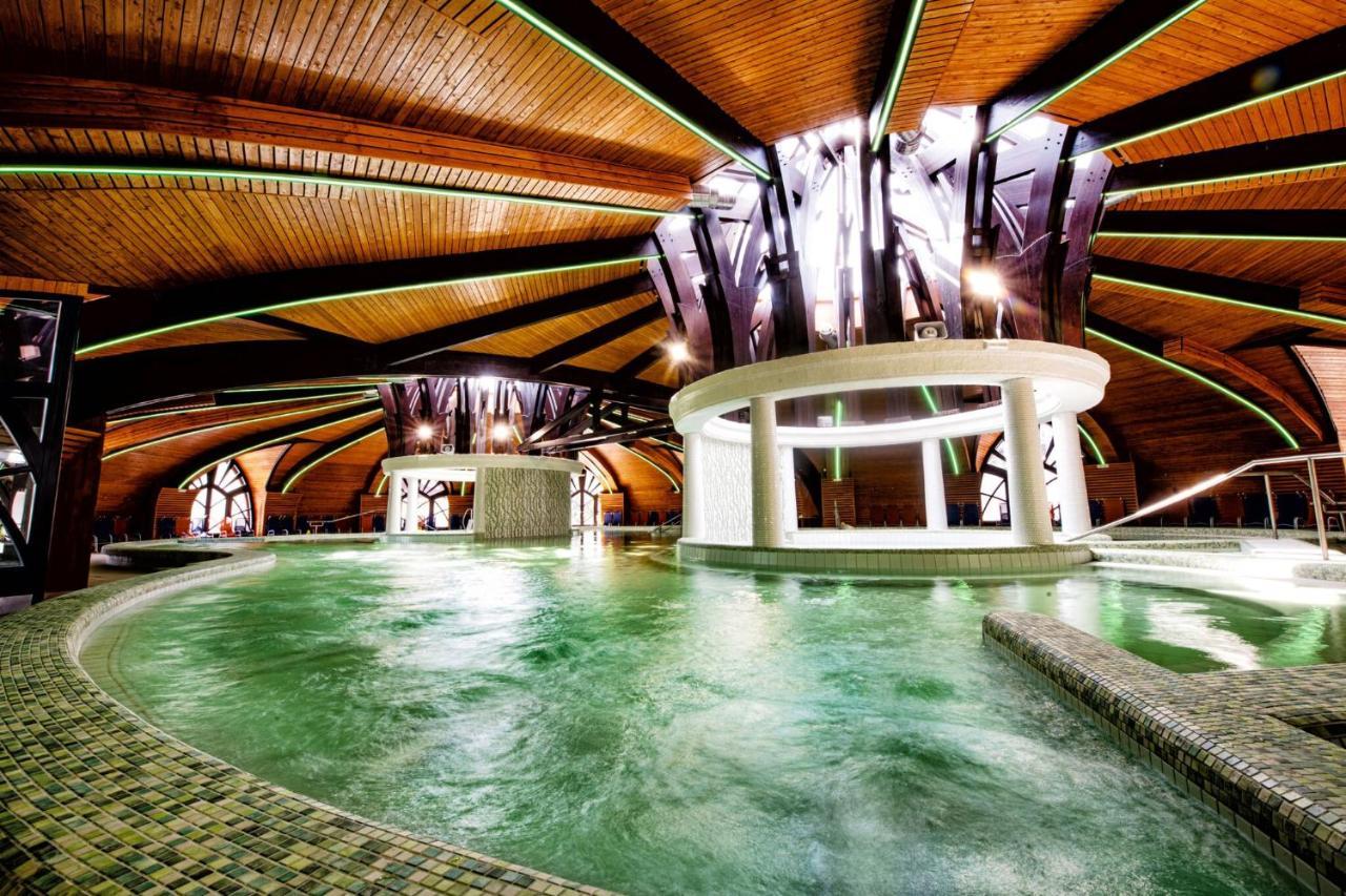 Bbbb Resort Apartman ザラカロシュ エクステリア 写真