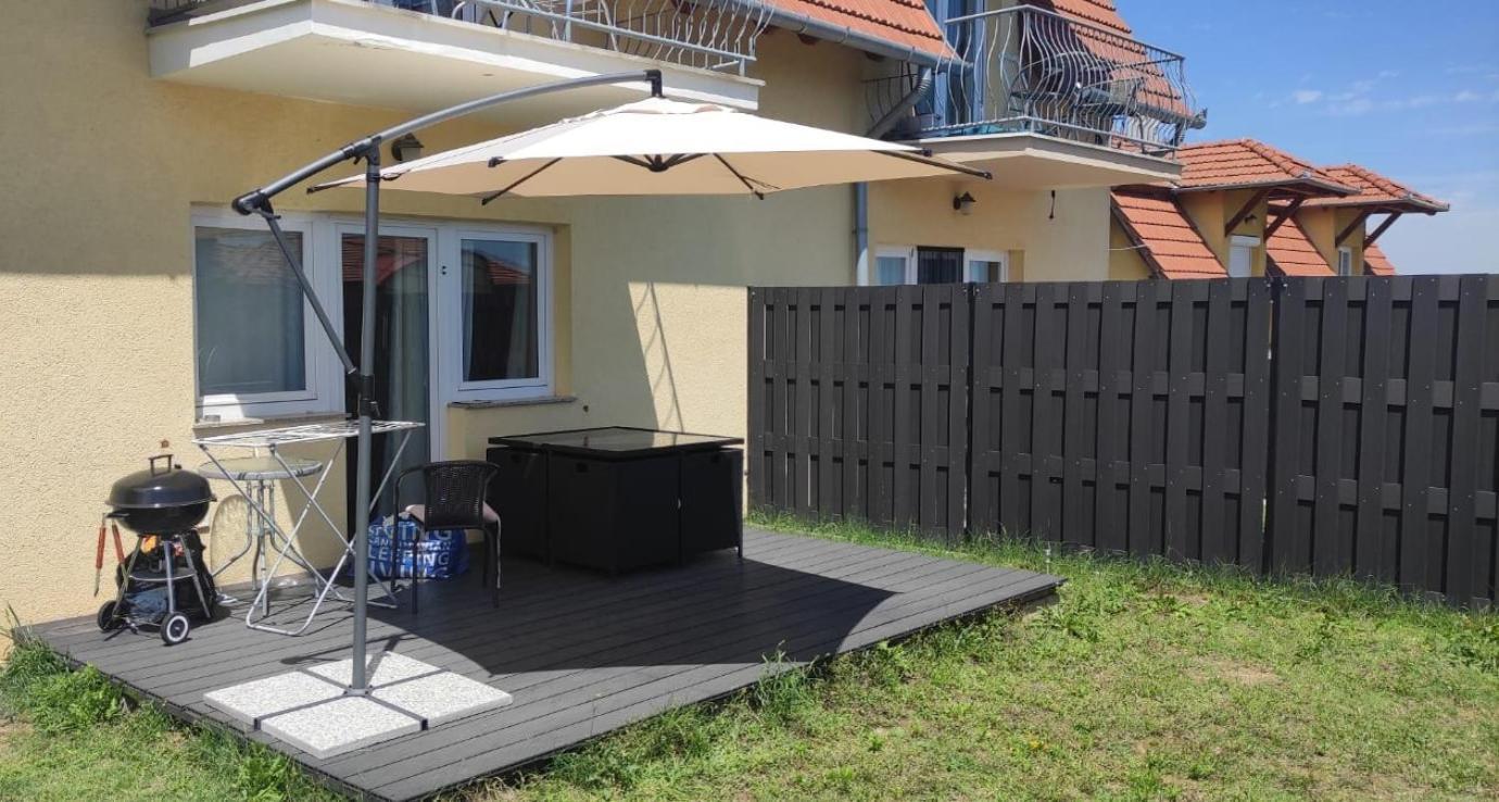 Bbbb Resort Apartman ザラカロシュ エクステリア 写真